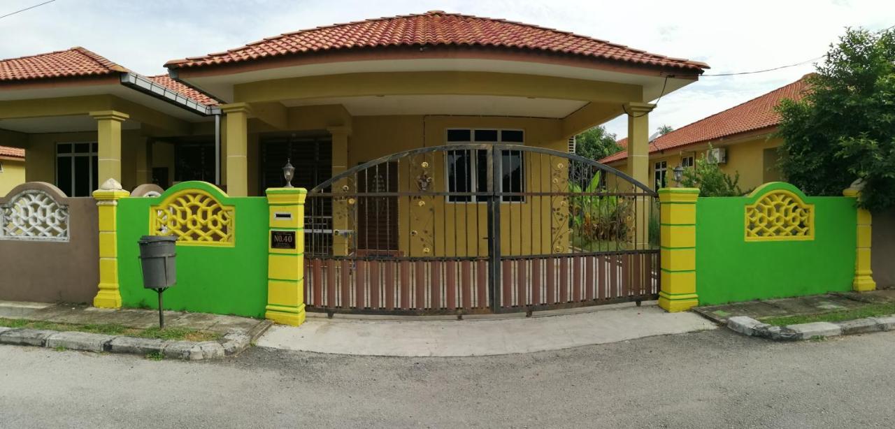 Assyifa Homestay Dungun Εξωτερικό φωτογραφία